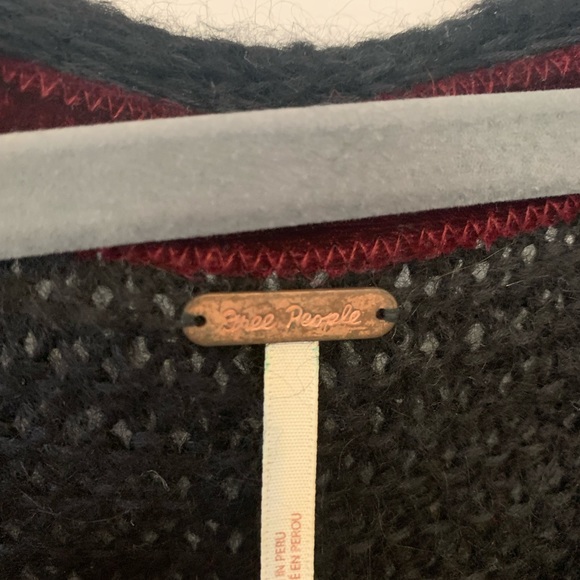 Free People Oversized Sweater - Picture 2 of 3